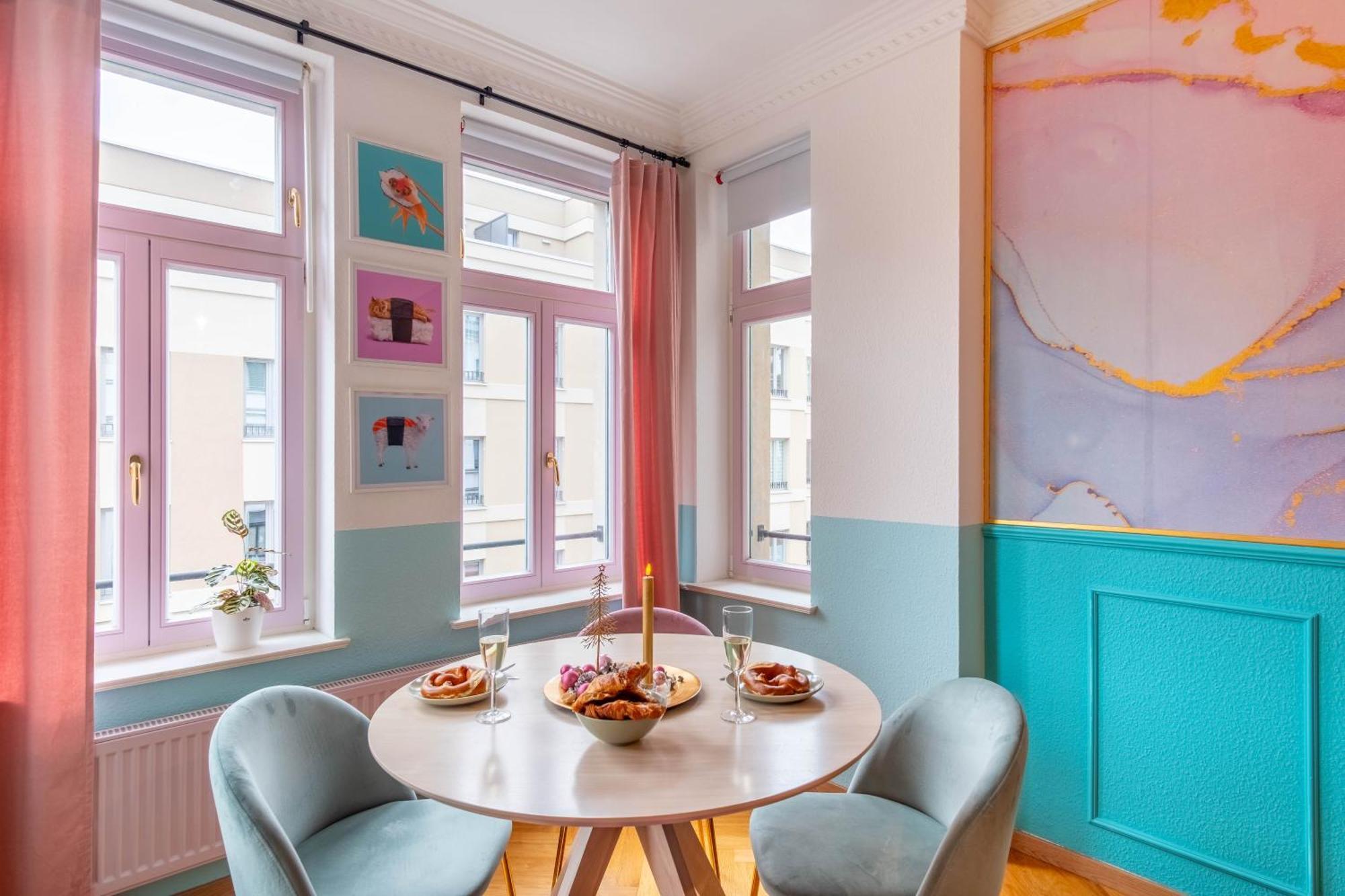 Colorful, Working Place, Netflix, Sight Seeing Leipzig Exterior foto